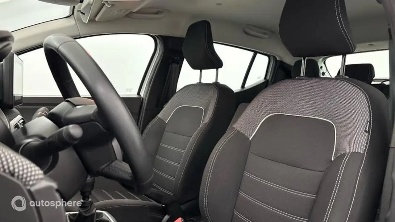 Dacia Sandero Sandero — photo 12