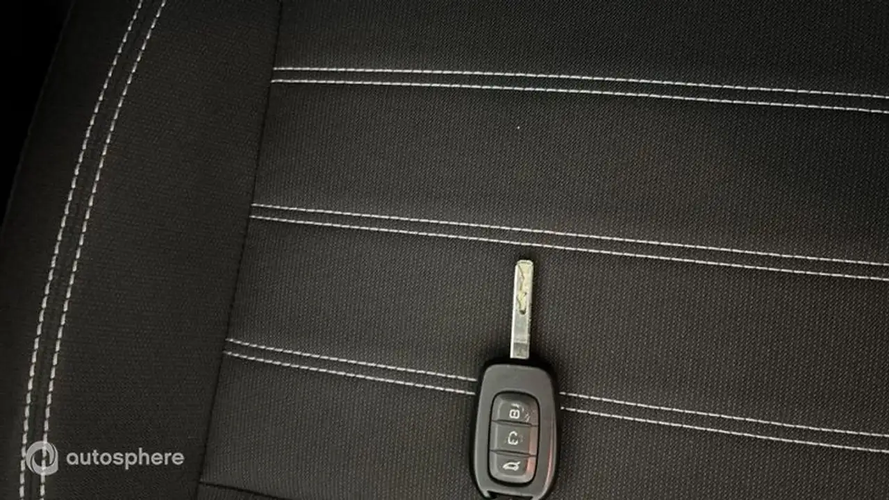 Dacia Sandero Sandero — photo 16