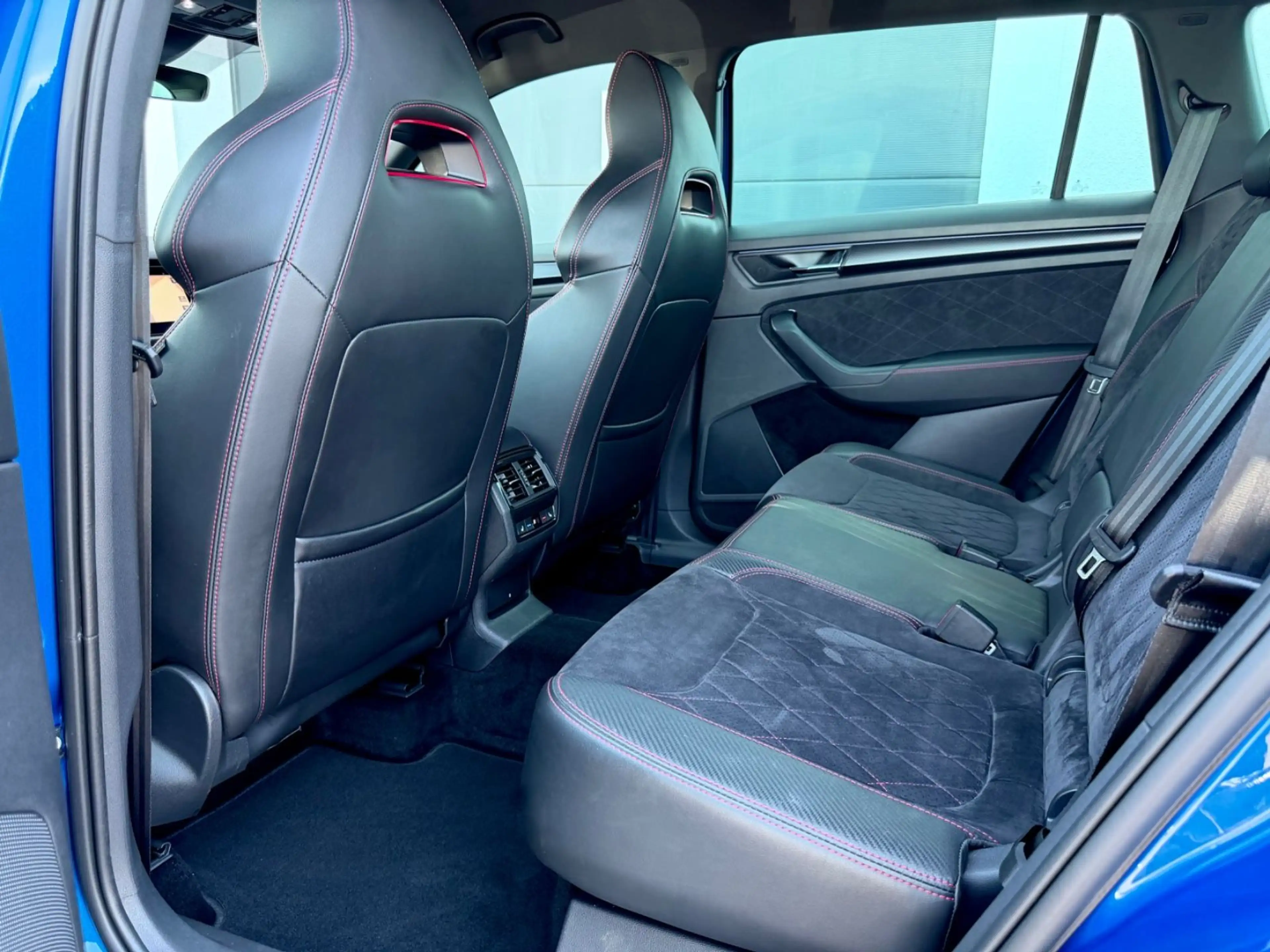 Skoda Kodiaq RS 2.0 TDI DSG 4x4  /LED/ACC/AHK/360°CAM/ — photo 14