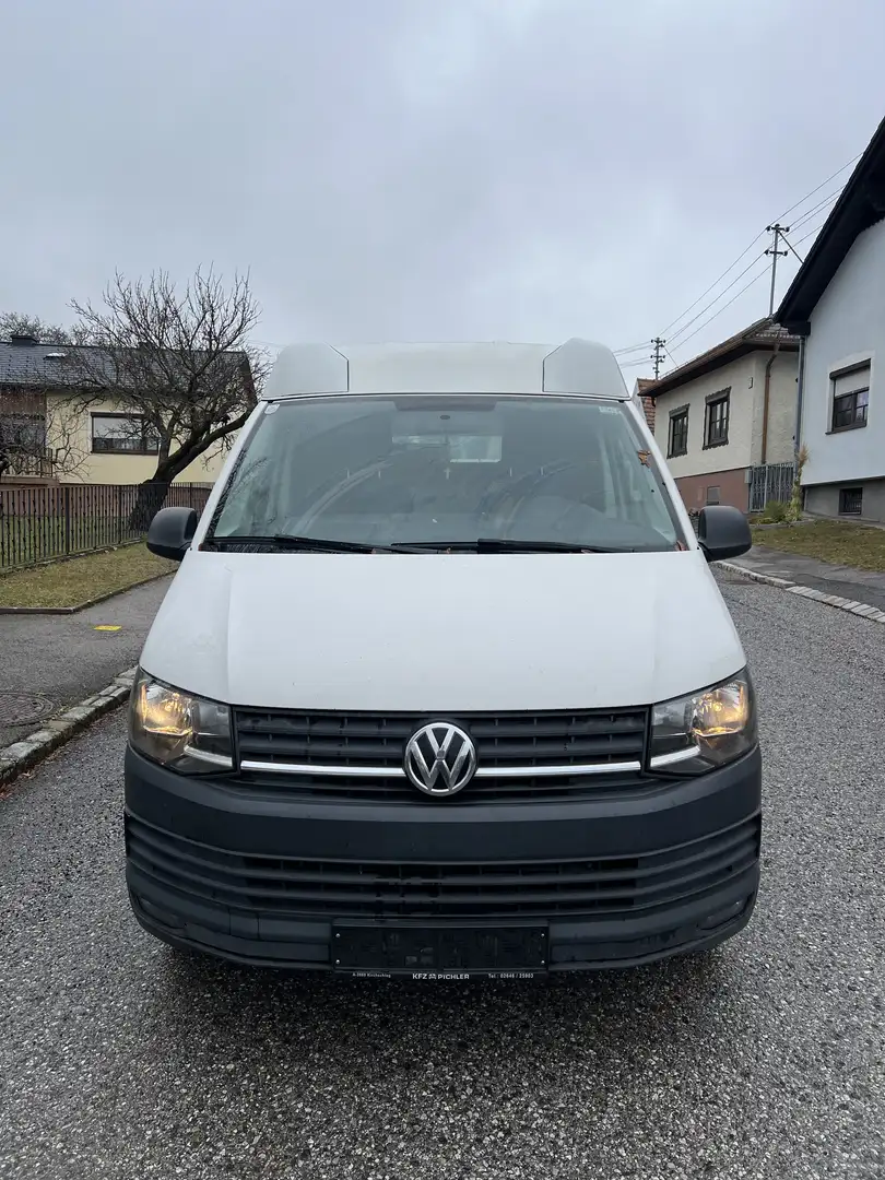Volkswagen T6 Transporter - 2