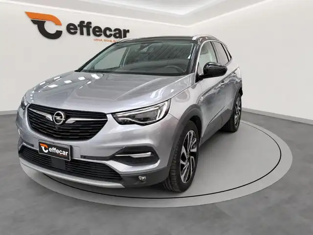 Opel Grandland X 2.0 diesel 177 CV AUTOMATICA