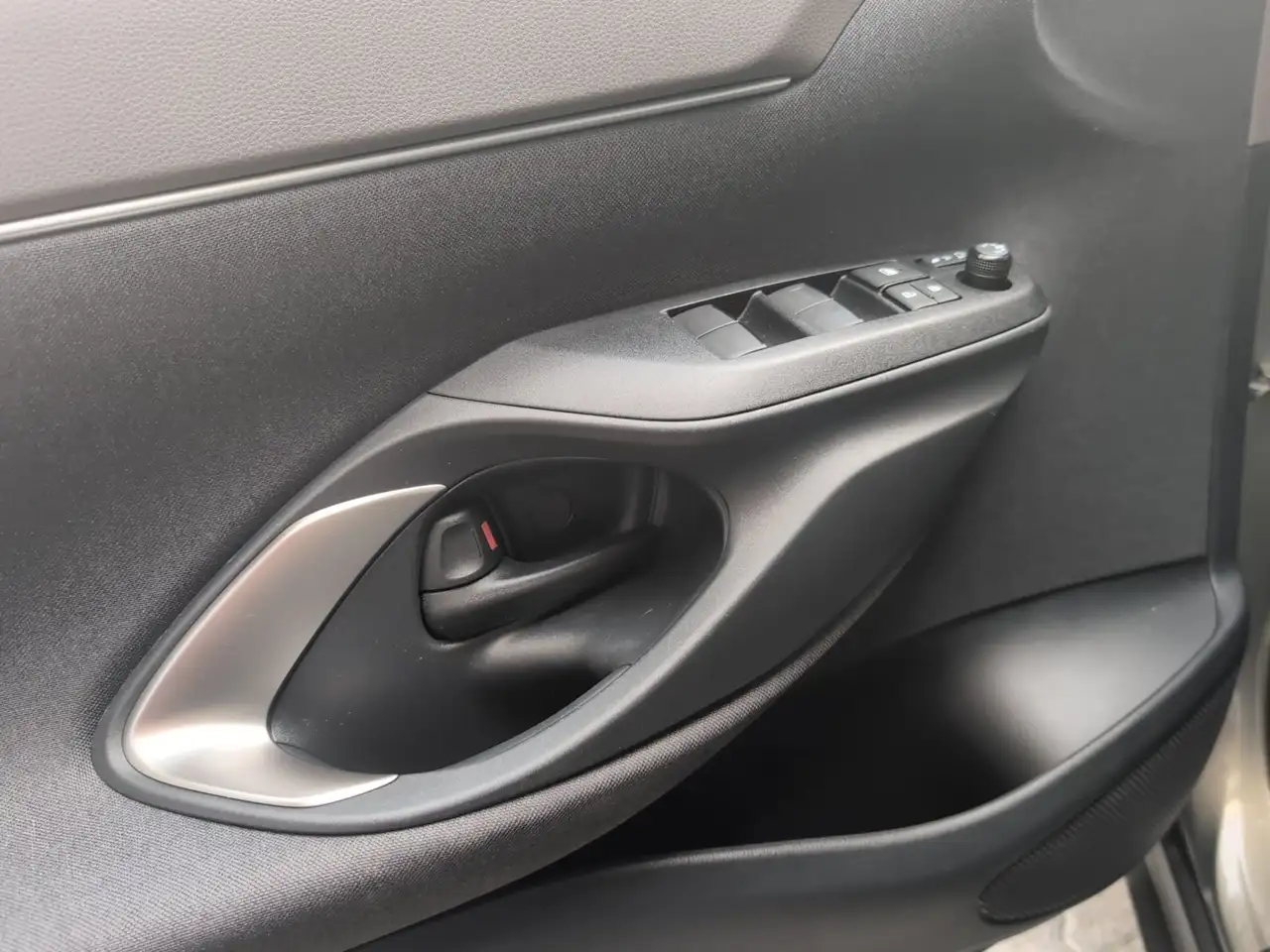 Toyota Yaris Cross TOP DI GAMMA 130 CV AUTOMATICA FULL HYBRID 7