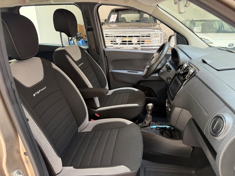 Dacia Lodgy Stepway Plus *7 Sitzer*Scheckheft*1.Hd* — photo 13