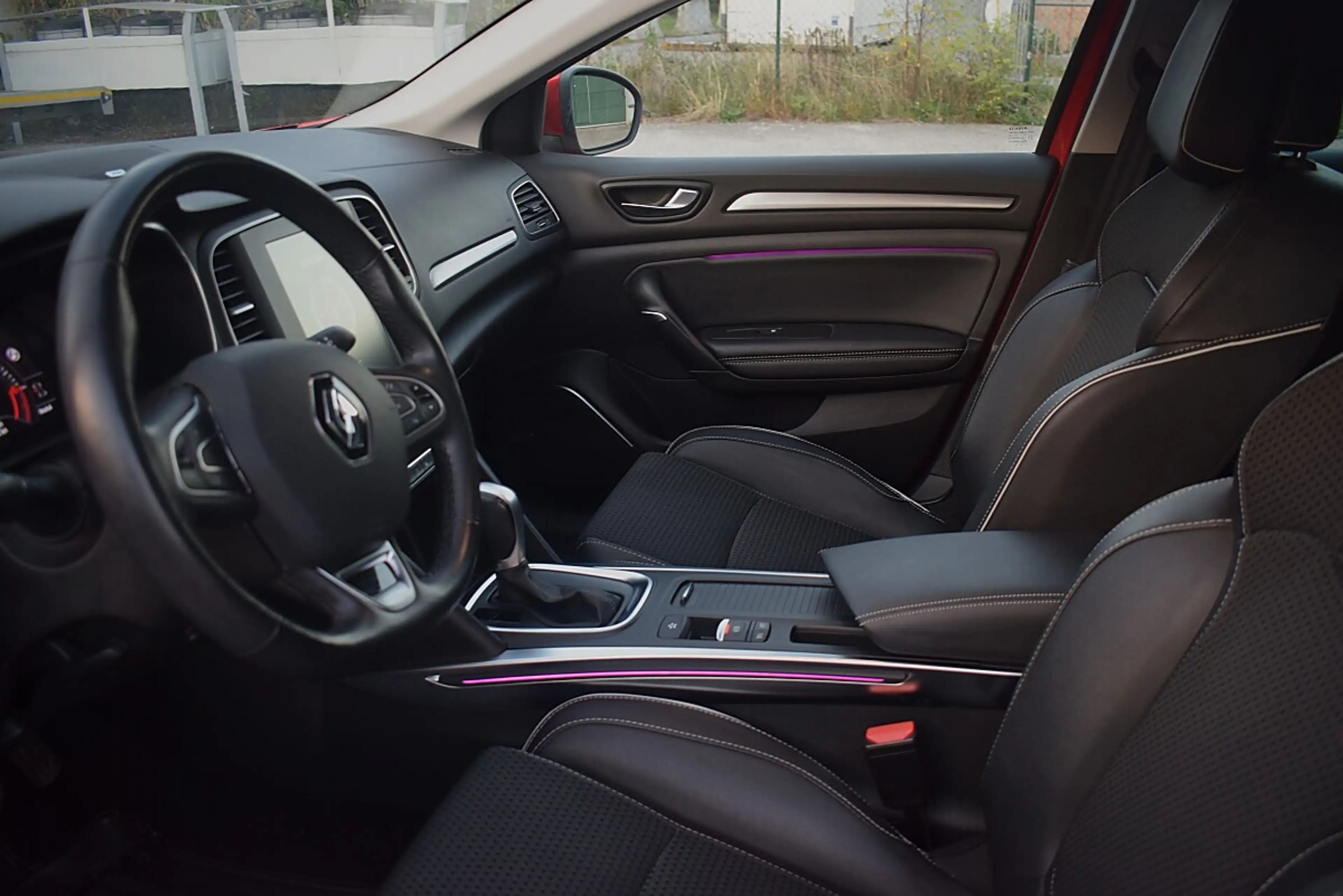 Renault Megane Mégane Megane IV 1.3 TCe 140 Grandtour BOSE-Edi... — photo 9