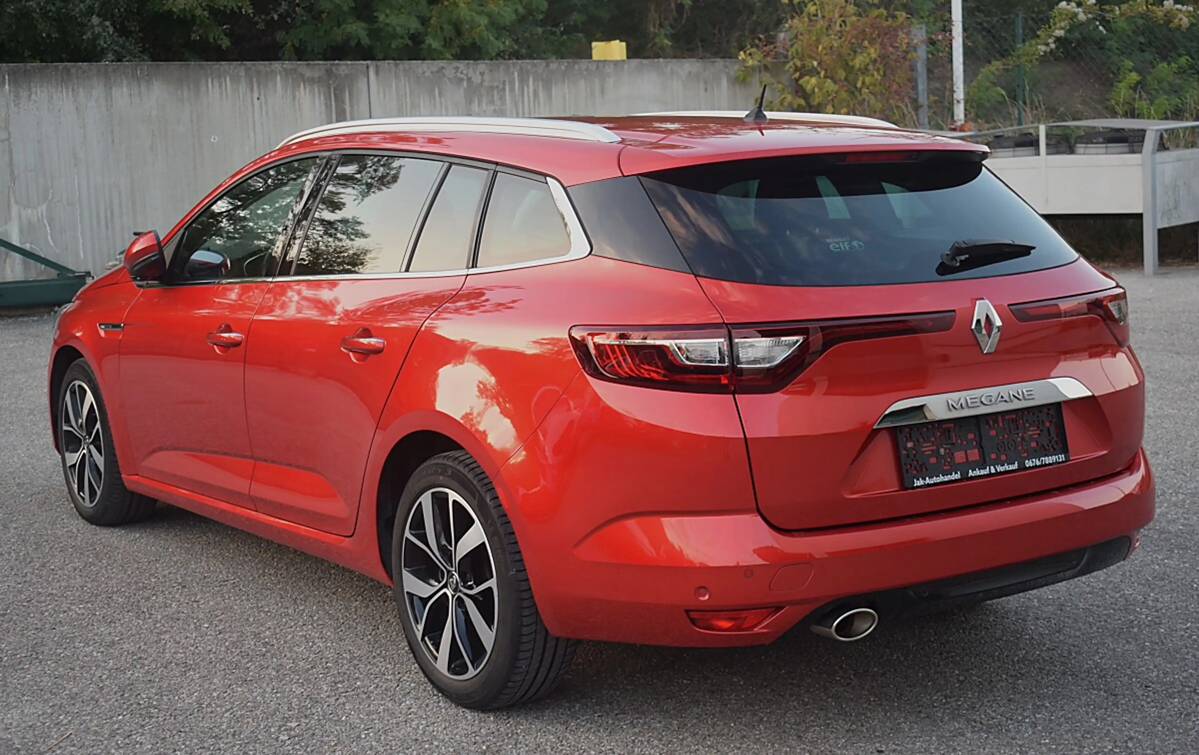 Renault Megane Mégane Megane IV 1.3 TCe 140 Grandtour BOSE-Edi... — photo 7