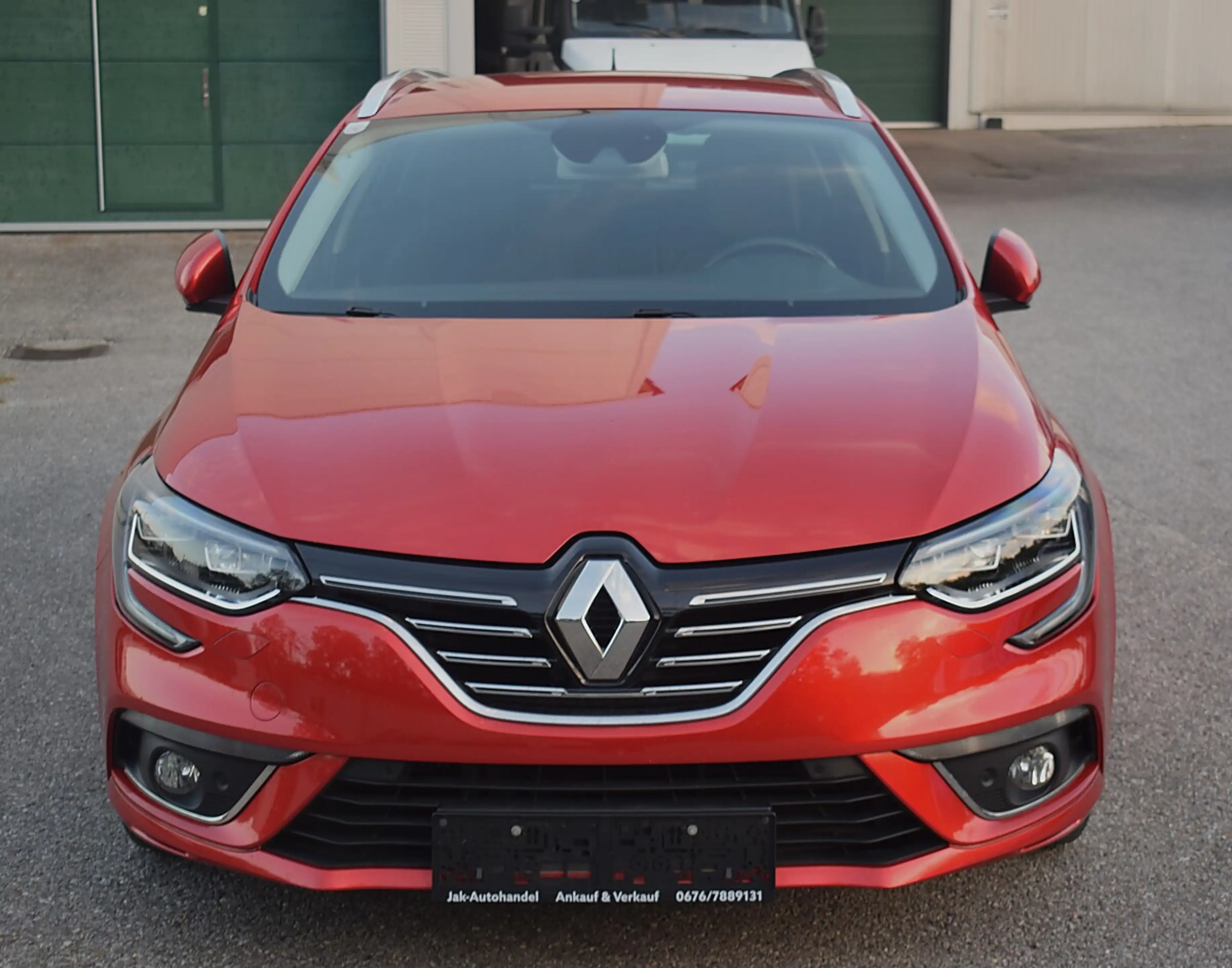 Renault Megane Mégane Megane IV 1.3 TCe 140 Grandtour BOSE-Edi... — photo 2