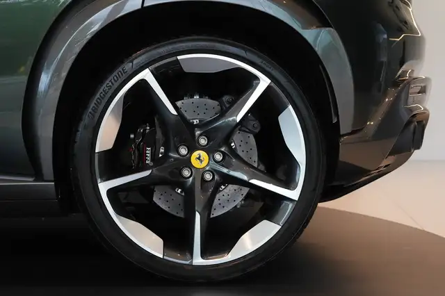 Ferrari Purosangue view 15