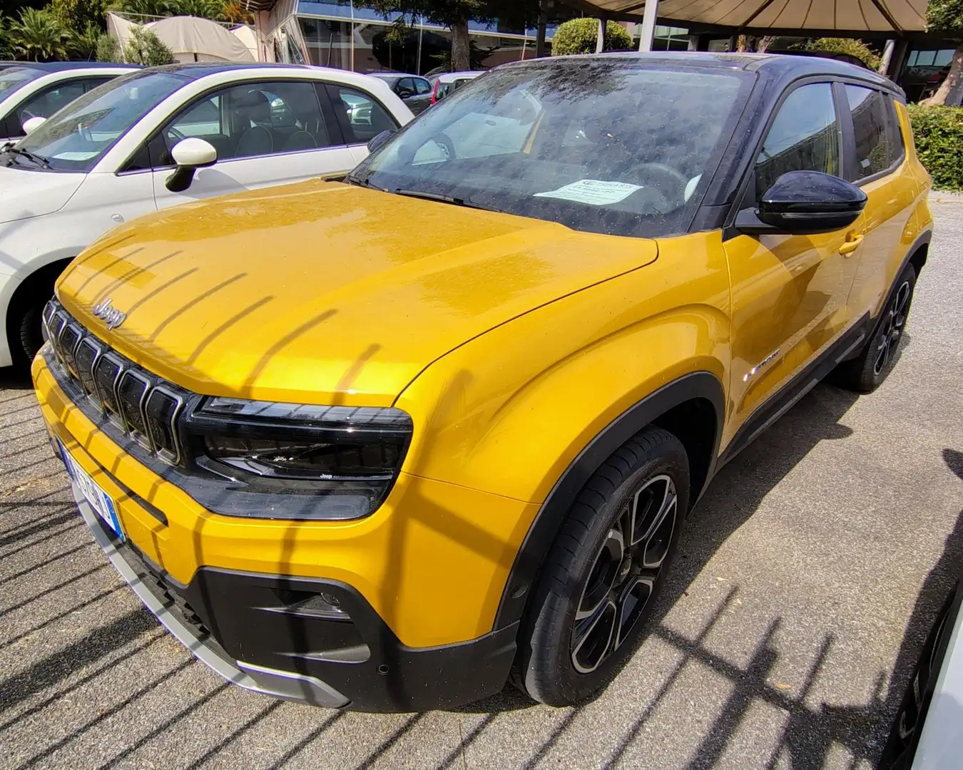 Jeep Avenger 1.2 Turbo Summit Oro - 2