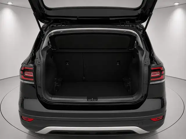 Volkswagen T-Cross view 7
