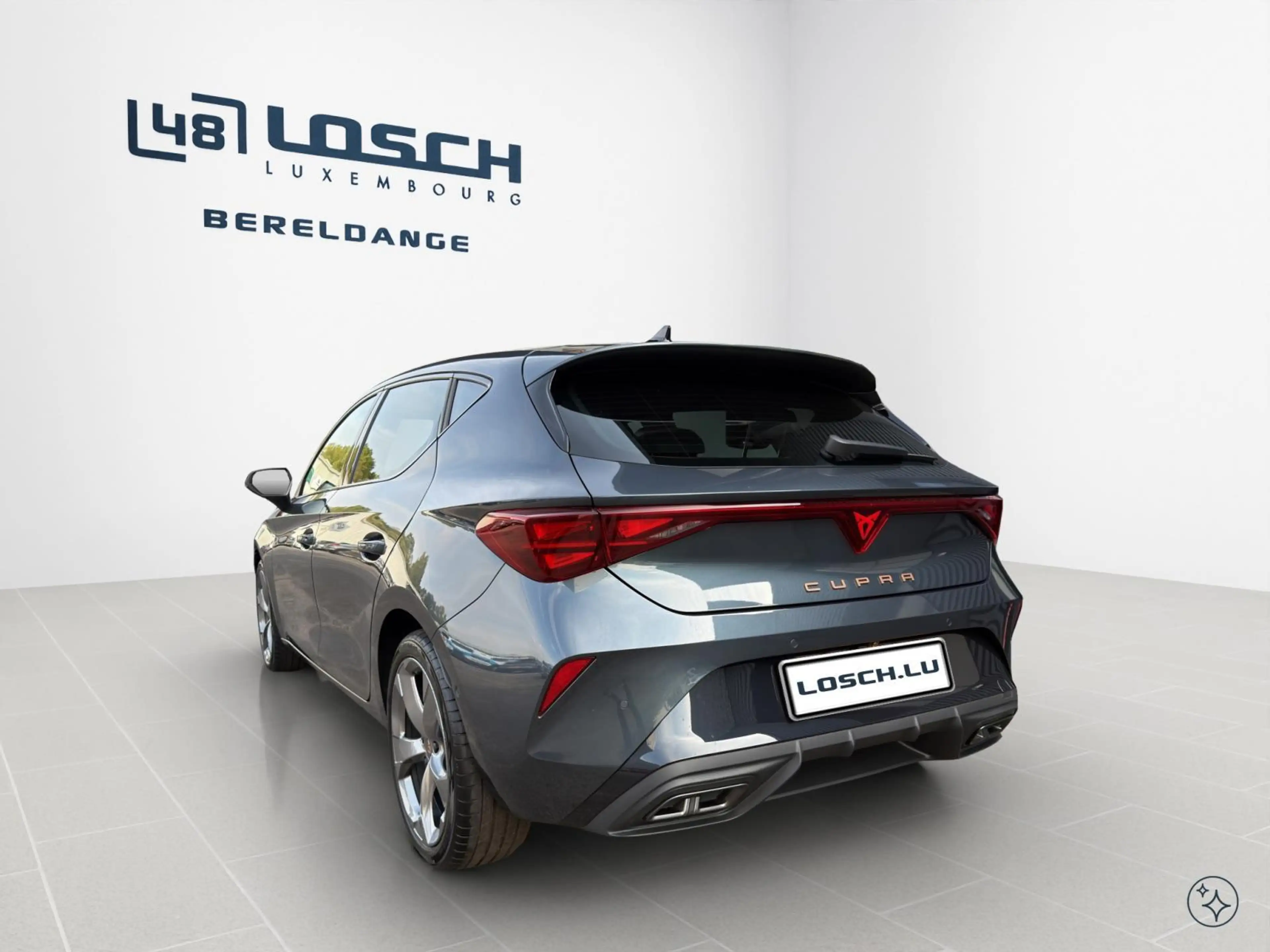 CUPRA Leon 1.5 eTSI DSG — photo 7