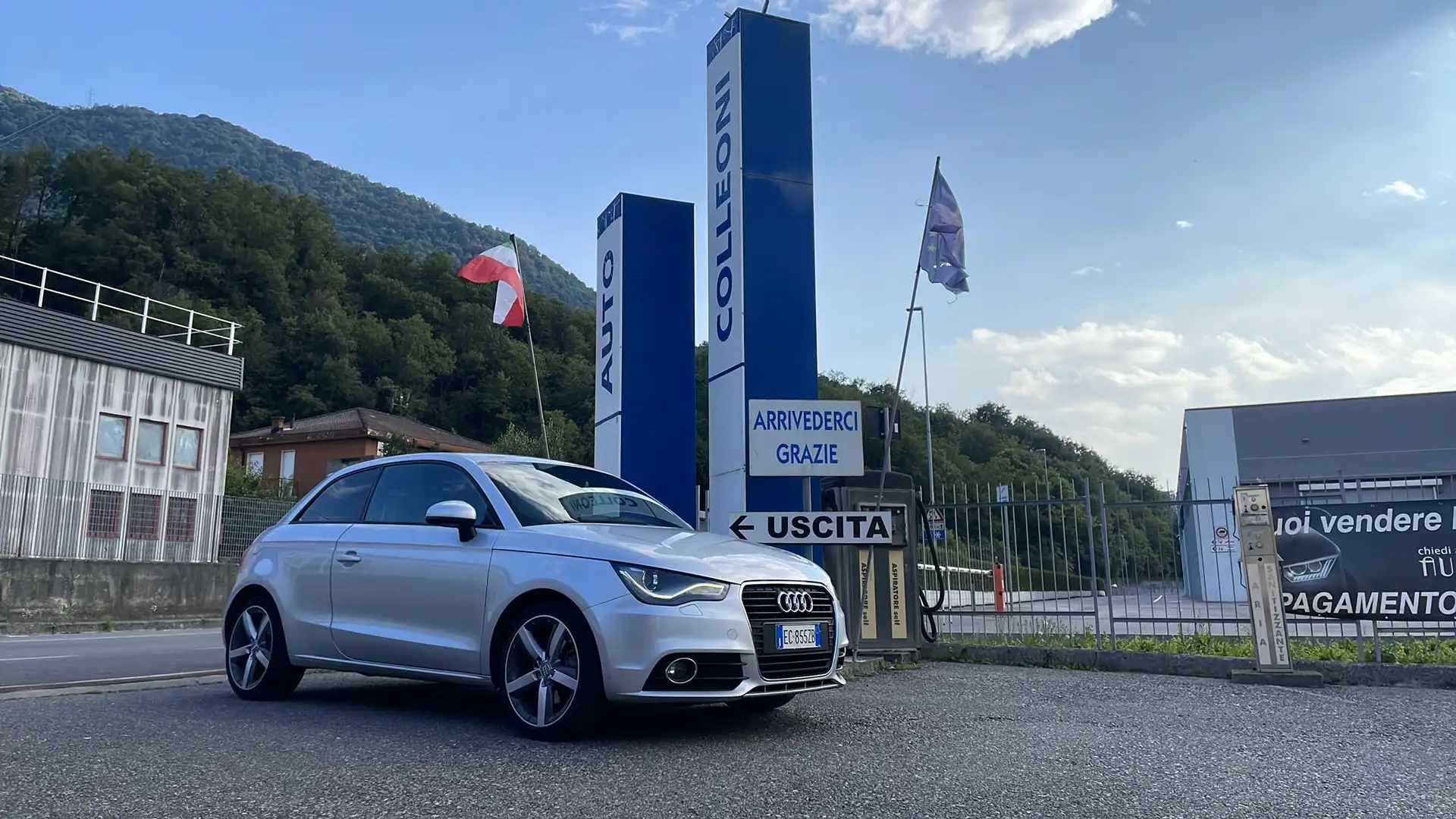 Audi A1 A1 I 2010 3p 1.6 tdi Ambition 105cv Argento - 1