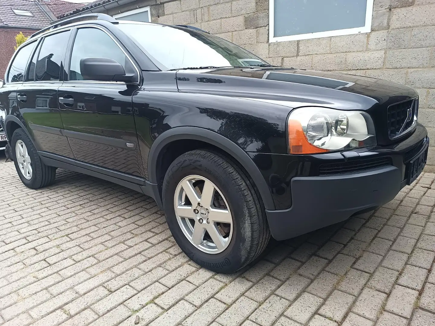 Volvo XC90 2.5 T Manuelle - 1