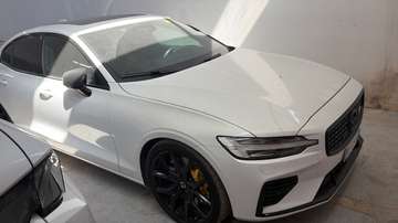 S60 III 2019 2.0 t8 phev Polestar R-design awd 318