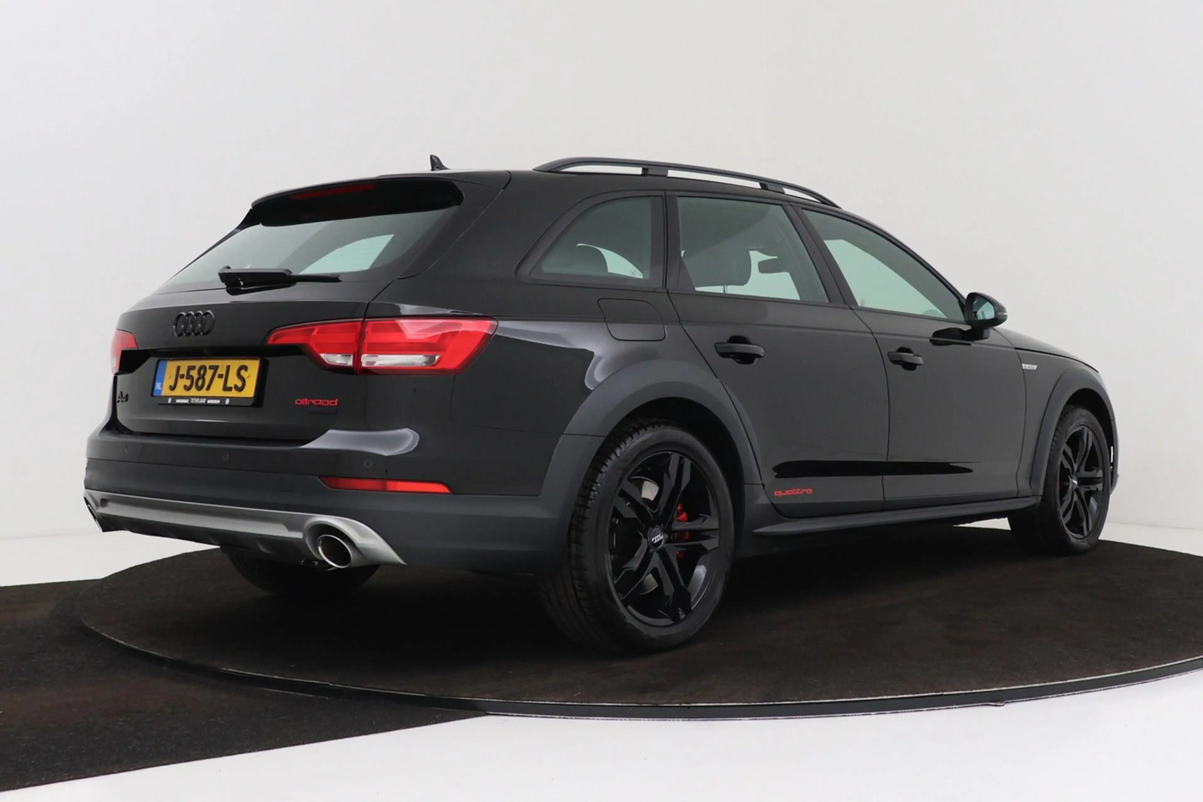 Audi A4 allroad quattro 45 TFSI MHEV Pro Line Plus | Camera | Navi — photo 2