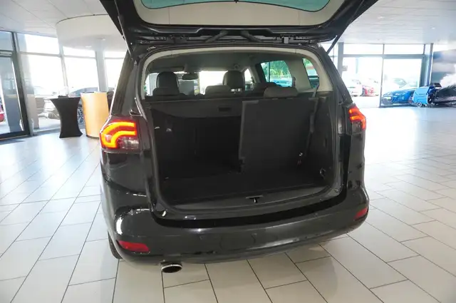 Opel Zafira view 13