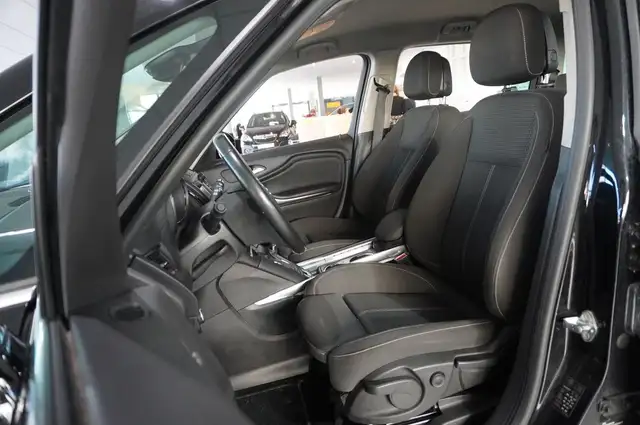 Opel Zafira view 18