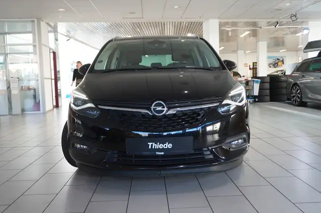 Opel Zafira view 6