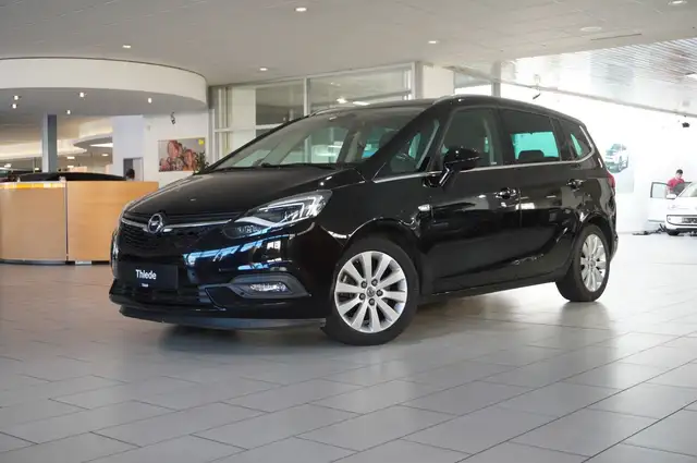 Opel Zafira view 3