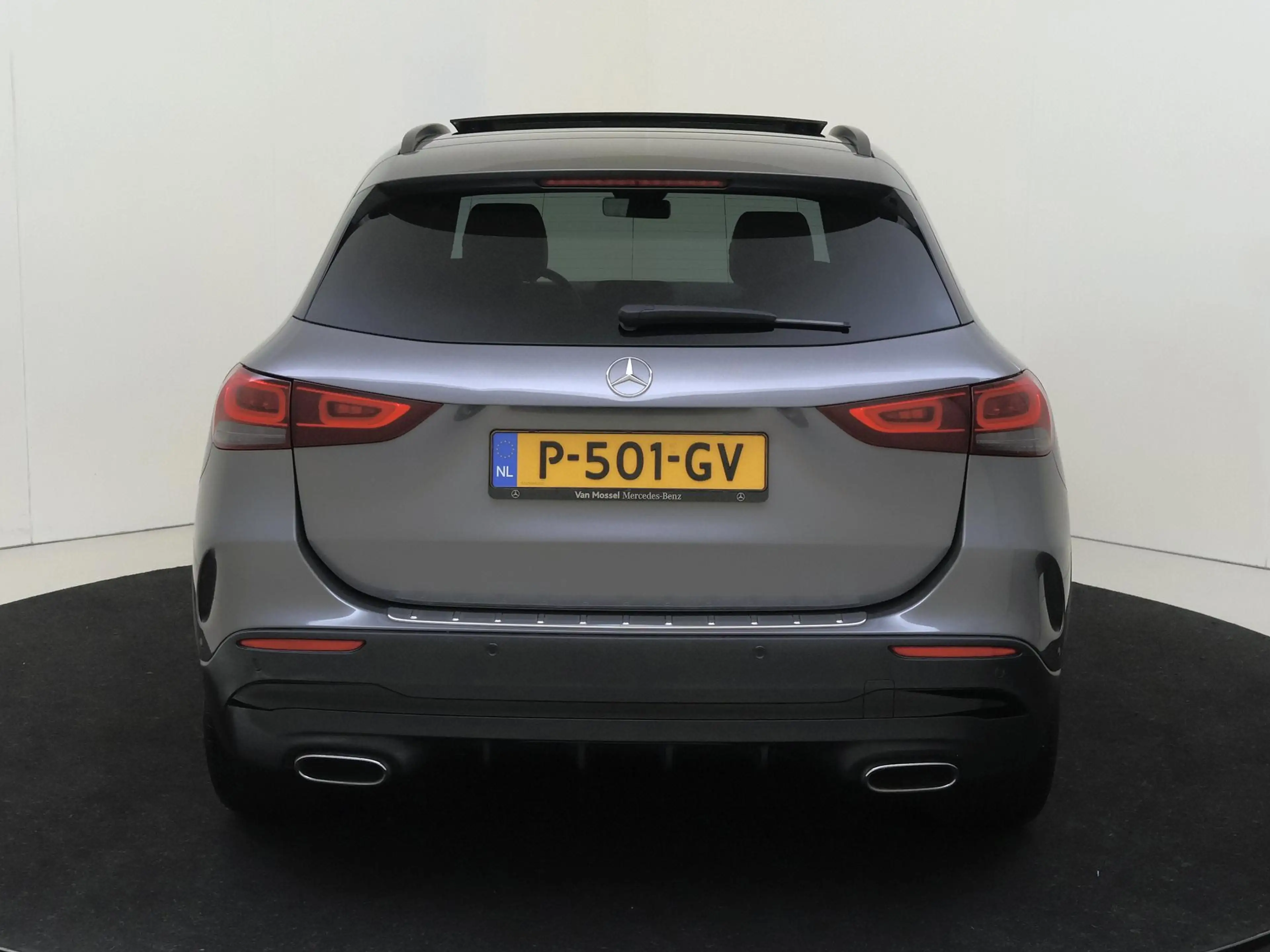 Mercedes-Benz GLA 180 Business Solution AMG / Panoramadak/ Sfeerverlicht — photo 7