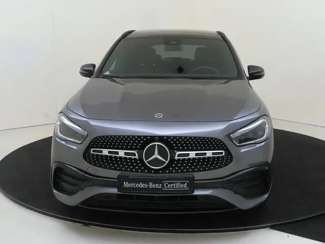 Mercedes-Benz Gla view 6