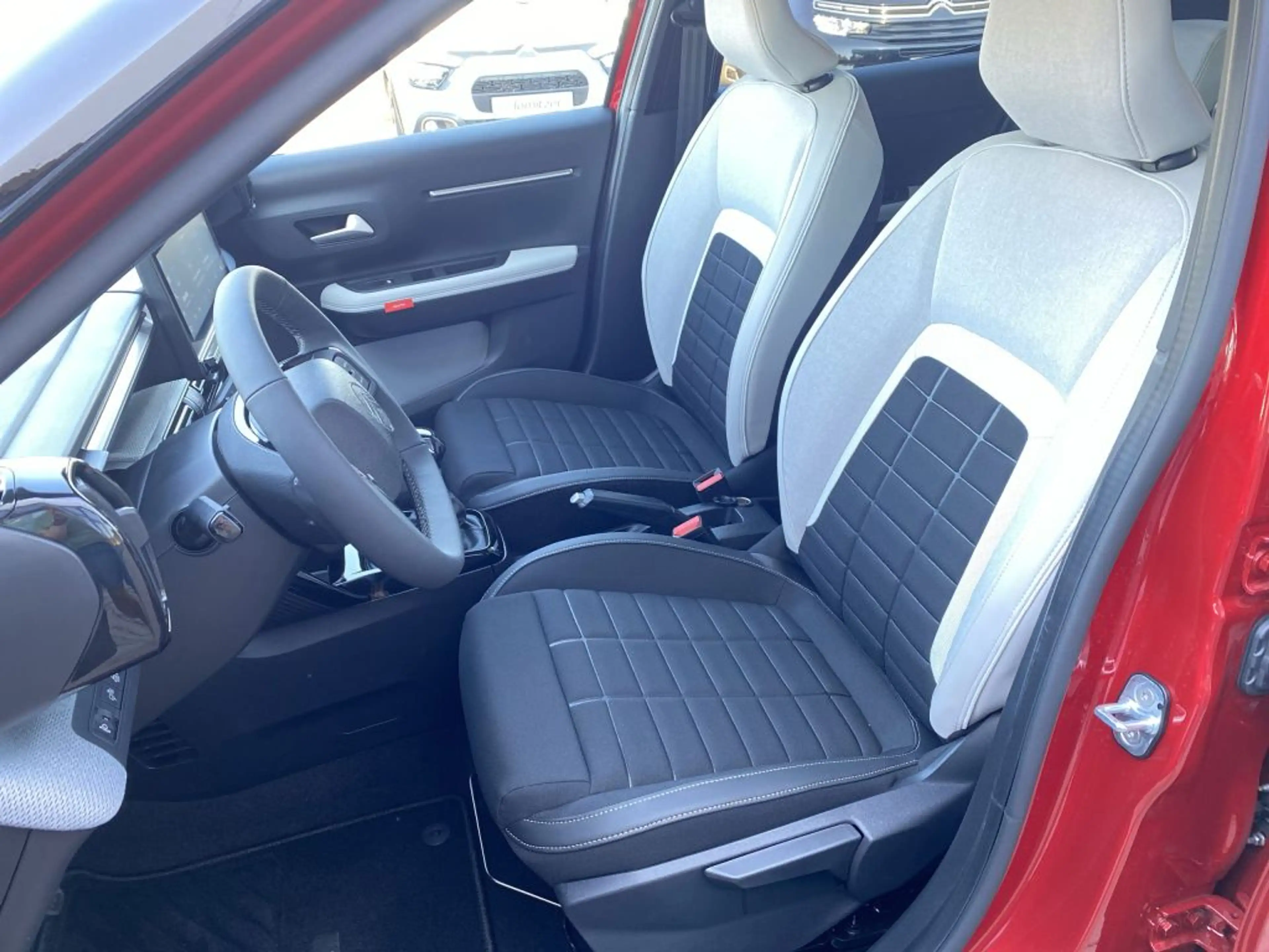 Citroen C3 Turbo 100 MAX *Winterpaket*Navi*17 Zoll*LED*Cam* — photo 8