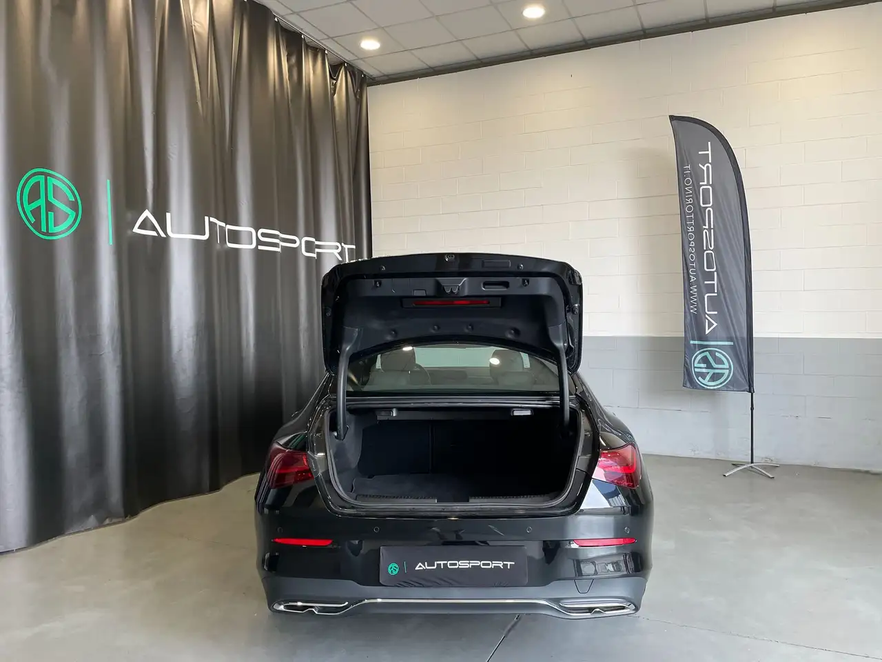 Mercedes-Benz CLA 180 CLA 180 Automatic Progressive Advanced 6