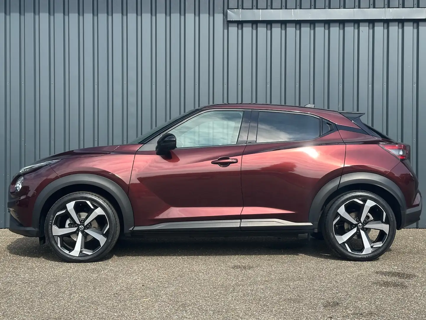 Nissan Juke 1.0 DIG-T 117pk N-Design I Trekhaak 1250KG I Adapt Rood - 2