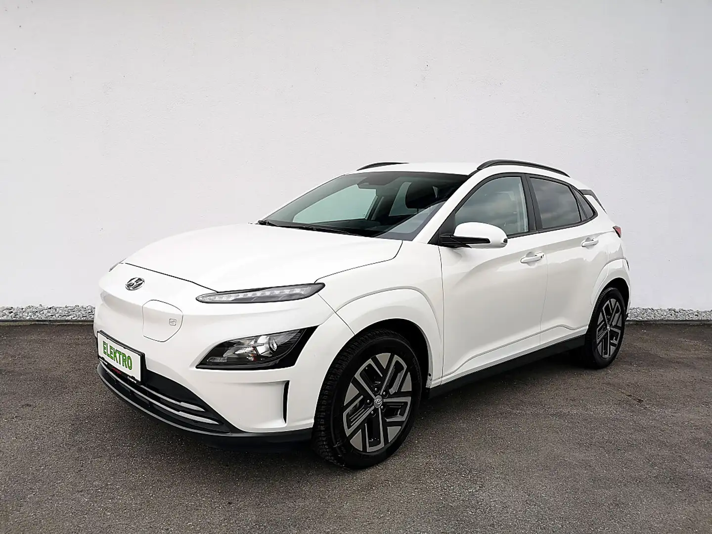 Hyundai KONA Kona Elektro 39kWh Intuitive Weiß - 1