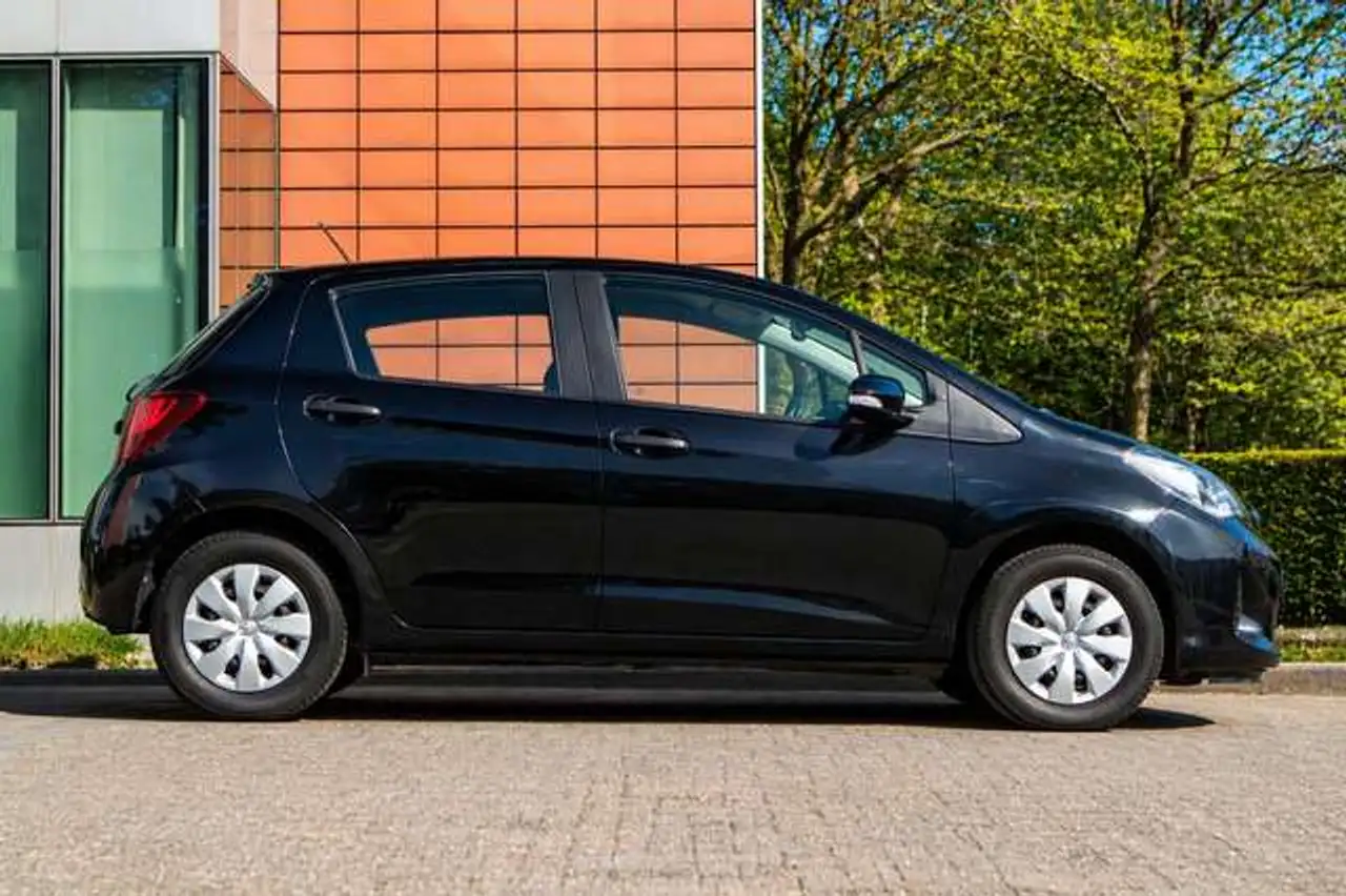 Toyota Yaris Yaris — photo 5
