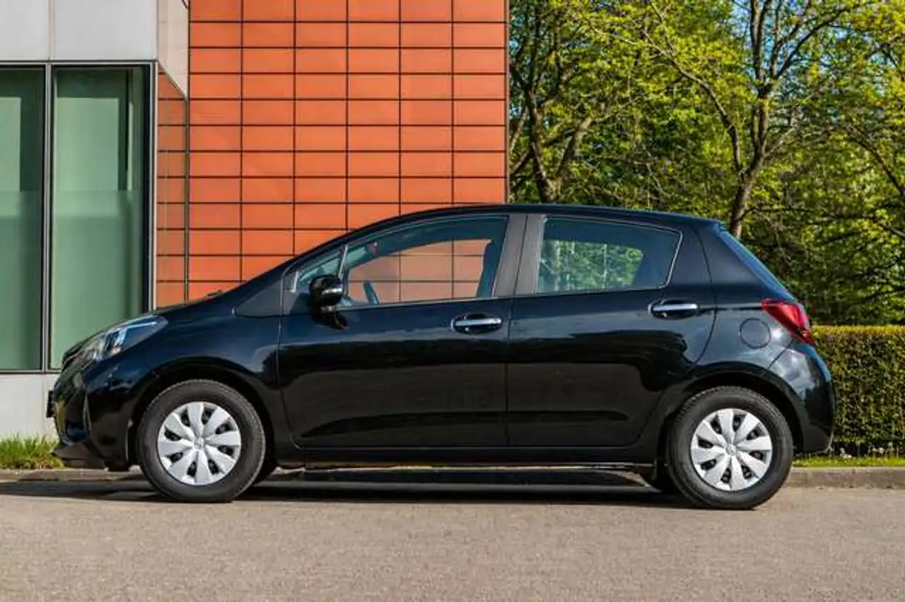 Toyota Yaris Yaris — photo 6