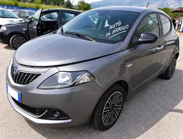 Lancia Ypsilon Ypsilon III 1.0 firefly hybrid Gold Plus s