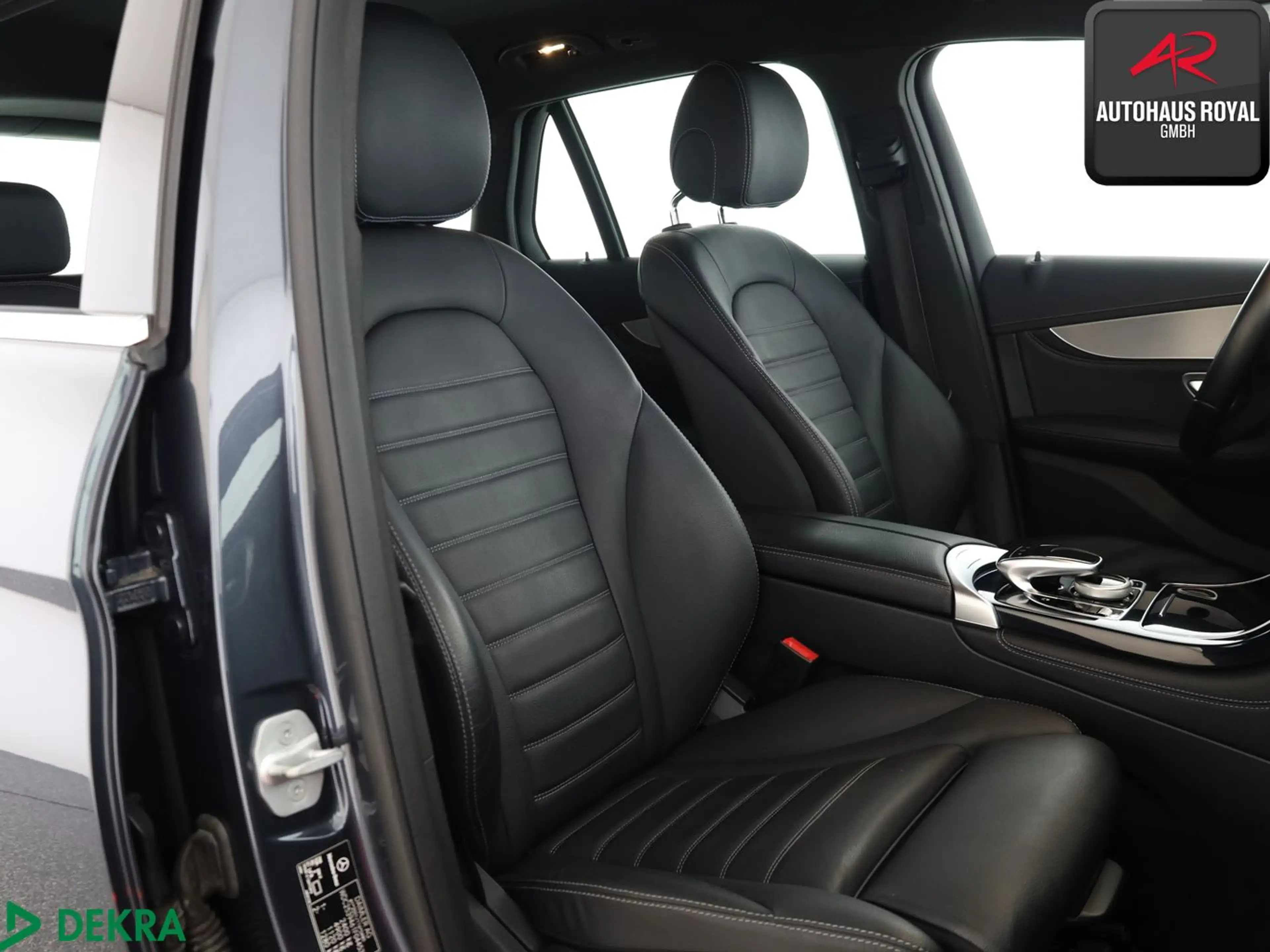 Mercedes-Benz GLC 250 4M EXCLUSIVE KAMERA,PARKASSISTENT,NAVI — photo 11