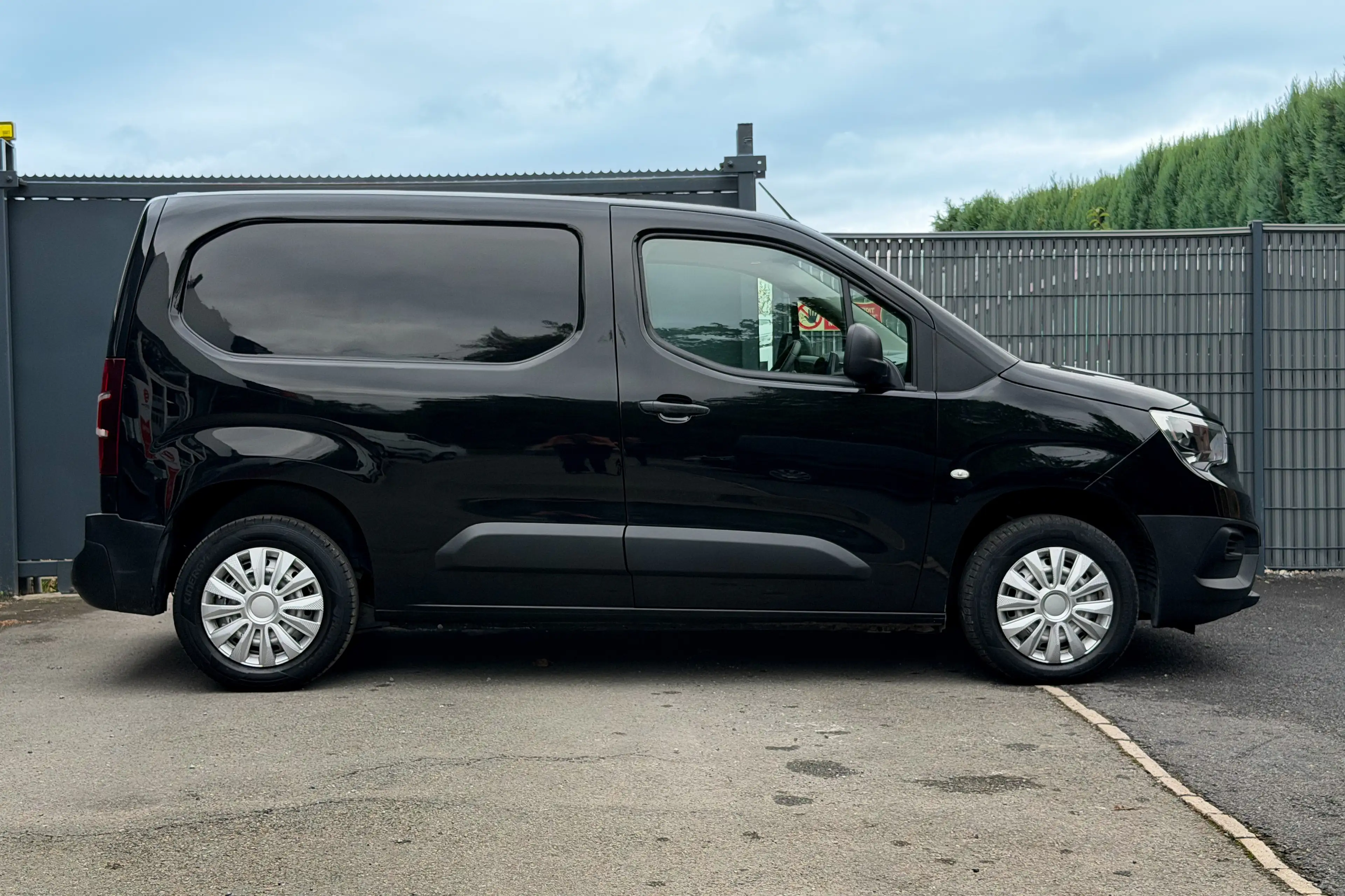 Peugeot Partner | 3 places - 60.300 kms | Garantie 12 mois — photo 5