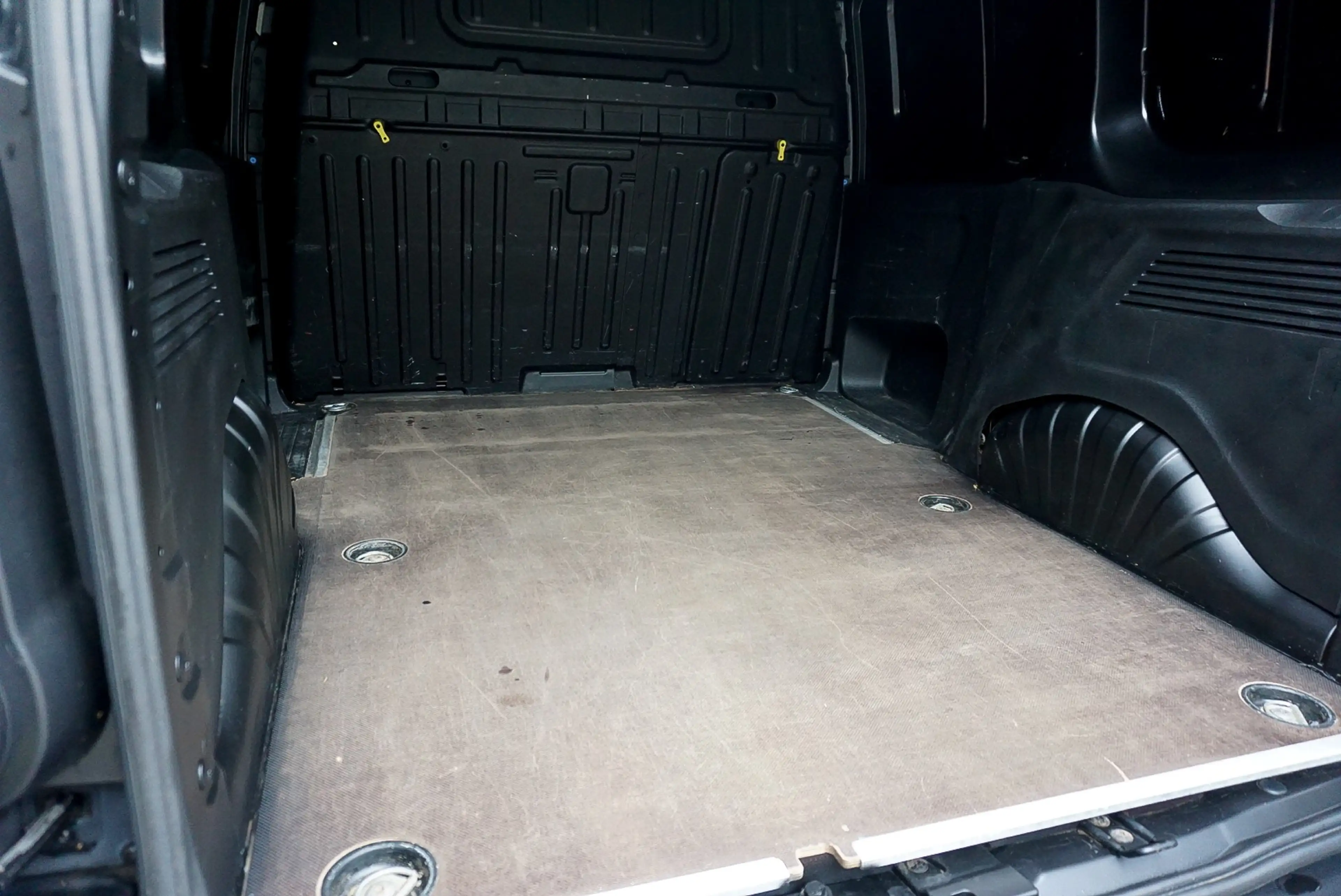 Peugeot Partner | 3 places - 60.300 kms | Garantie 12 mois — photo 11