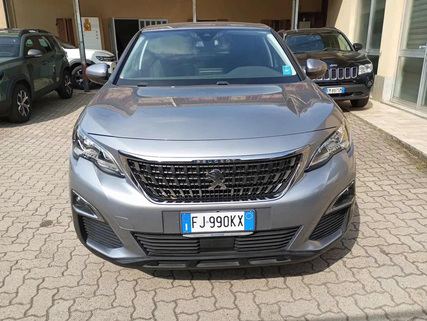Peugeot 3008 1.6 blueHDi Business TAGLIANDI CERTIFICATI!! Grigio - 2