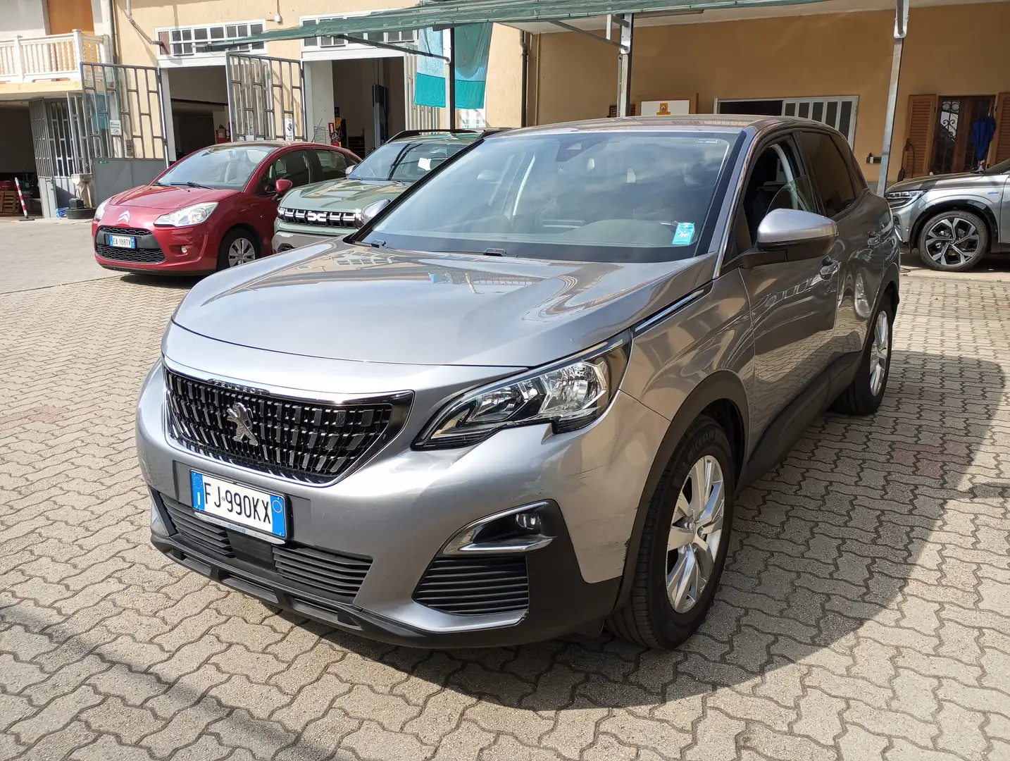 Peugeot 3008 1.6 blueHDi Business TAGLIANDI CERTIFICATI!! Grigio - 1