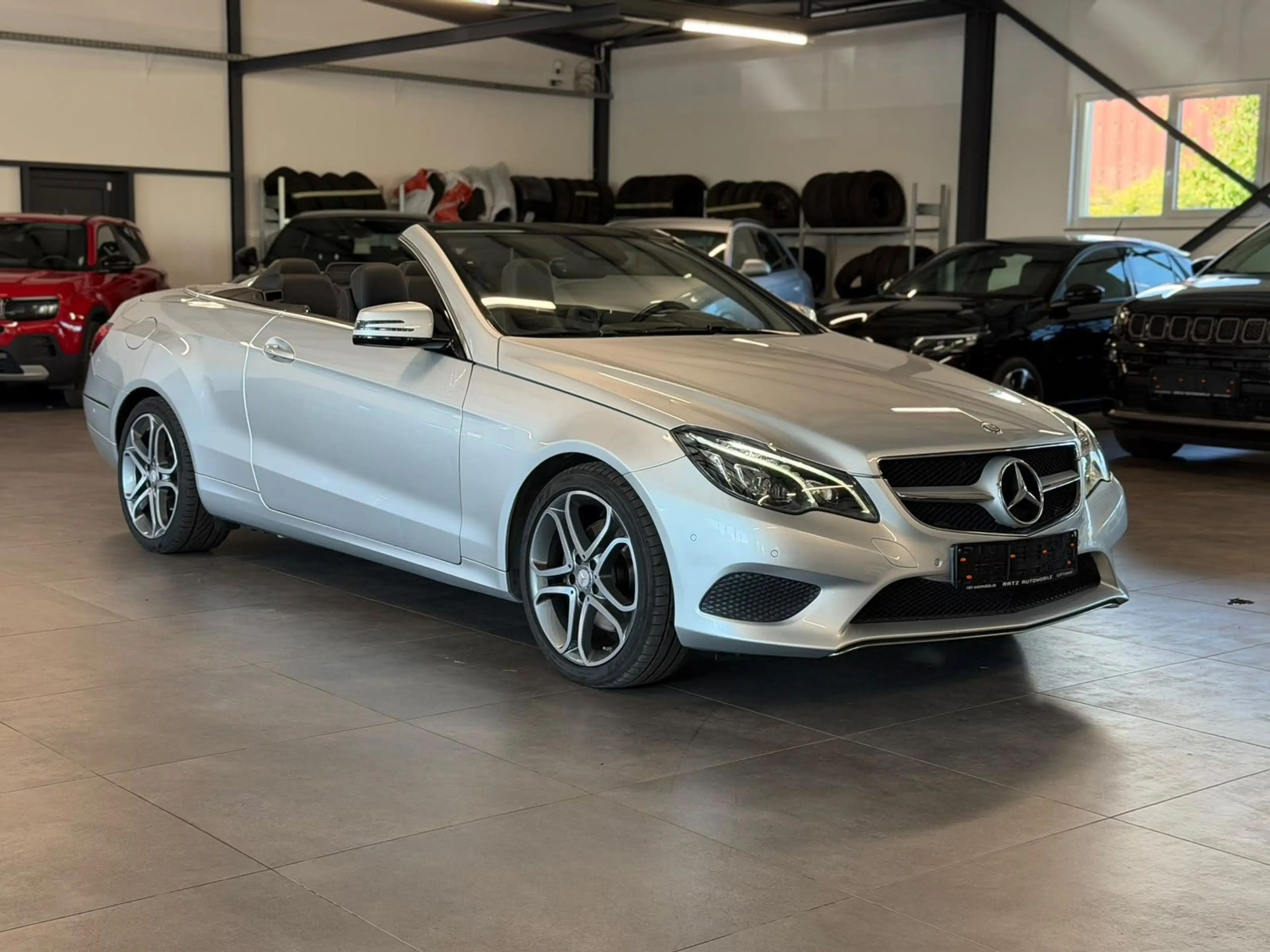 Mercedes-Benz E 250 INTEL-LED+MEMO+COMAND+SITZ-BELÜ+TEMP+