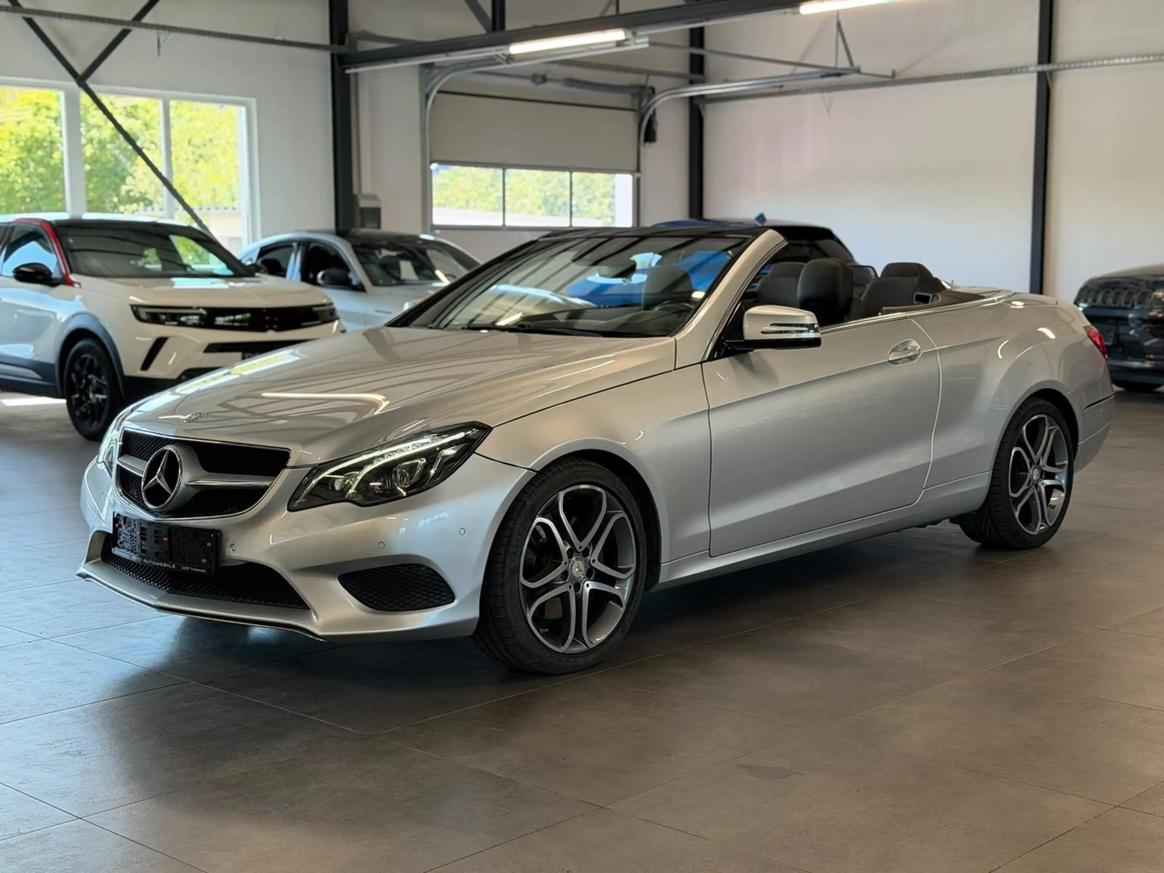 Mercedes-Benz E 250 INTEL-LED+MEMO+COMAND+SITZ-BELÜ+TEMP+ — photo 3