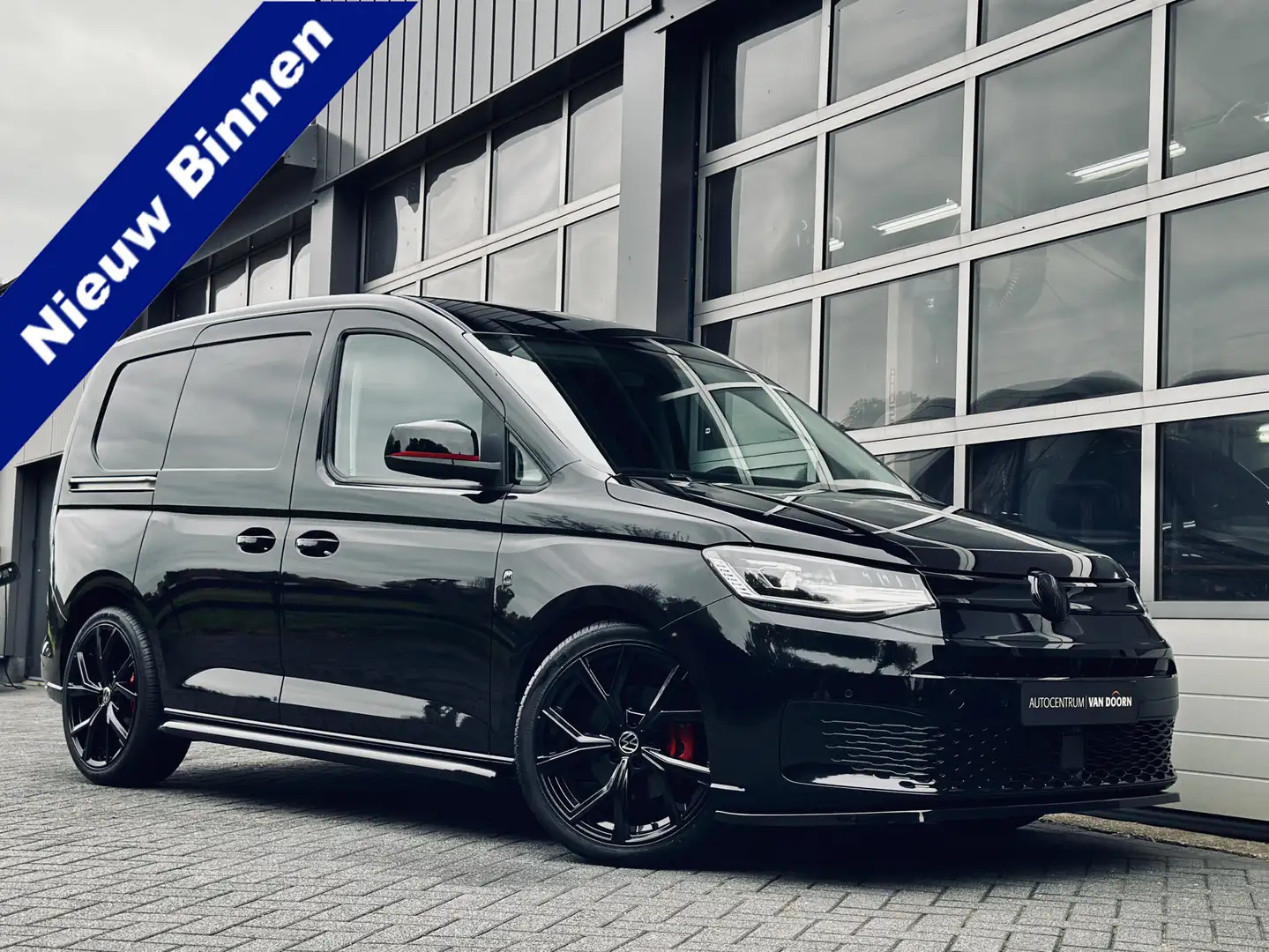 Volkswagen Caddy Cargo 2.0 TDI DSG | Black Edition | LED | Leer | 2 Nero - 1
