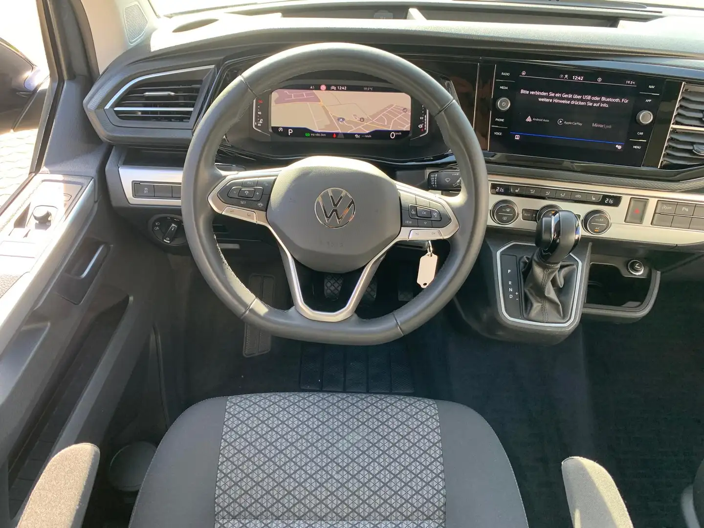 Volkswagen T6.1 California Cali Beach Camper Edition Navi ACC AHK Standhzg Gris - 2