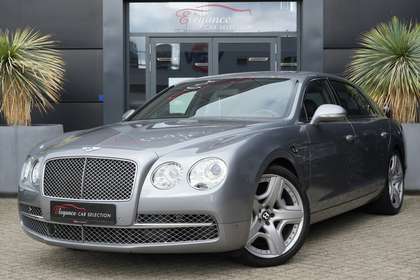 Bentley Flying Spur 6.0 W12 626pk Panoramdak/Navigatie/CruiseControl
