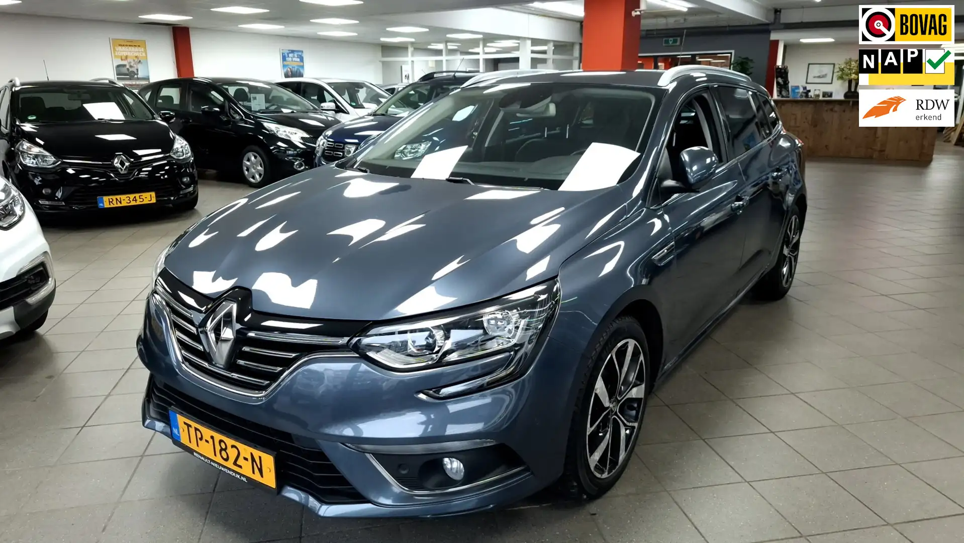 Renault Megane Estate 1.3 TCe Bose Grijs - 1