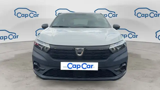 Dacia Sandero view 5