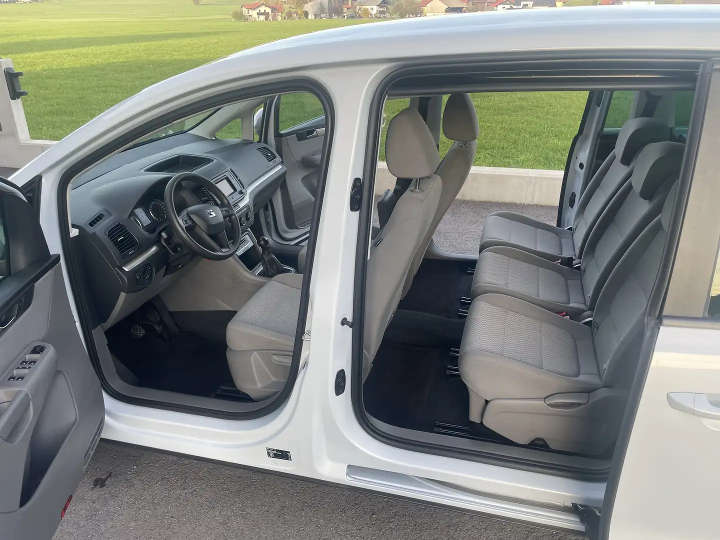 SEAT Alhambra Business 2,0 TDI CR - 1