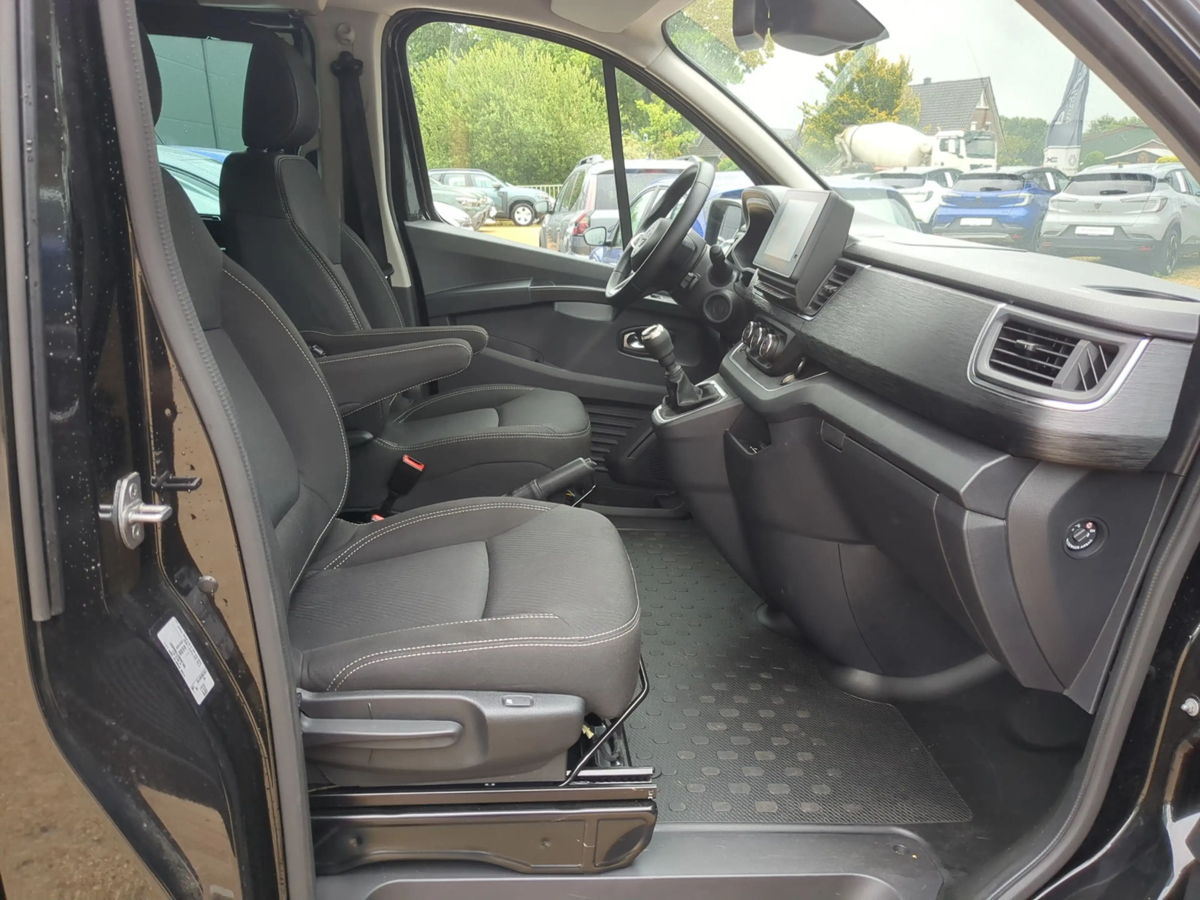 Nissan Primastar dCi 150 Tekna L1H1 GJR+SHZ+RFK — photo 9