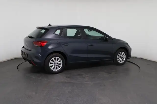 SEAT Ibiza view 8