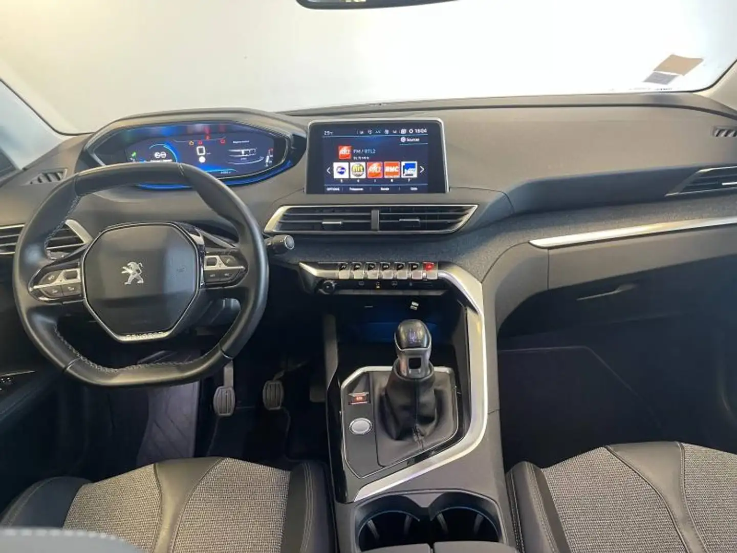 Peugeot 3008 1.2 ESSENCE 130ch Allure S\u0026S Gris - 2