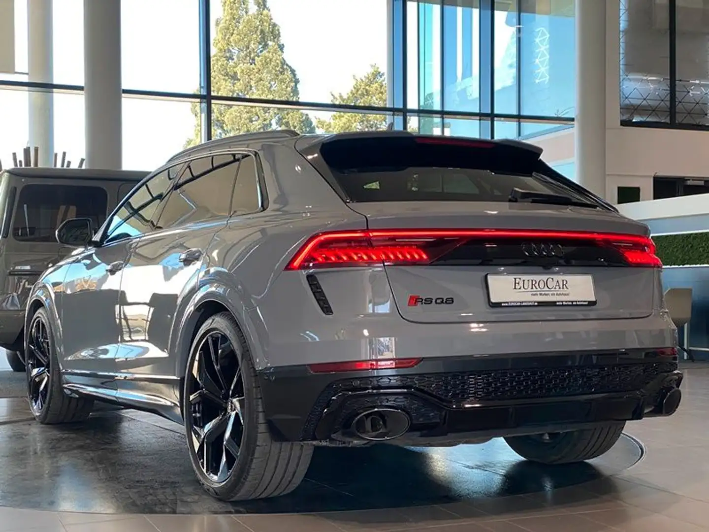 Audi RS Q8 DynamikPlus Pano Sbel B&O HUD AHK RS-Abgas Grau - 2