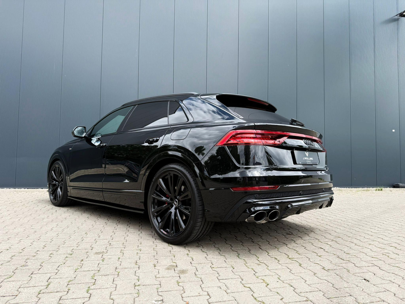 Audi Q8 55 TFSI e quattro pano tr.hk Matrix B&O — photo 5