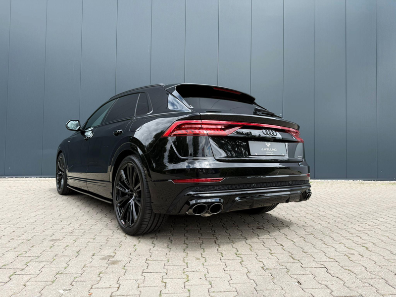 Audi Q8 55 TFSI e quattro pano tr.hk Matrix B&O — photo 6